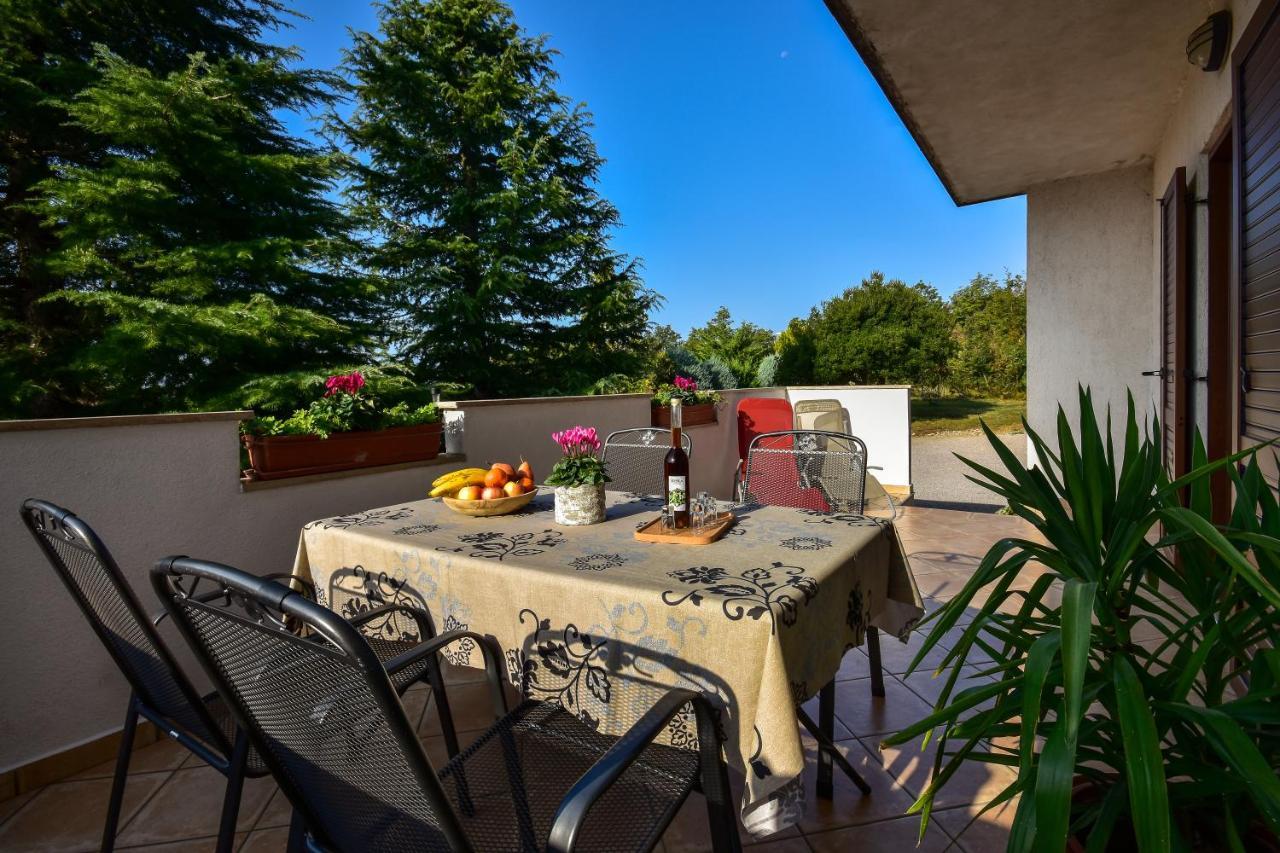 Apartman Grabar Roč 외부 사진